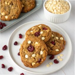 White Chocolate Cranberry Oatmeal Cookies Recipe