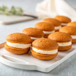 Pumpkin Whoopie Pies Recipe