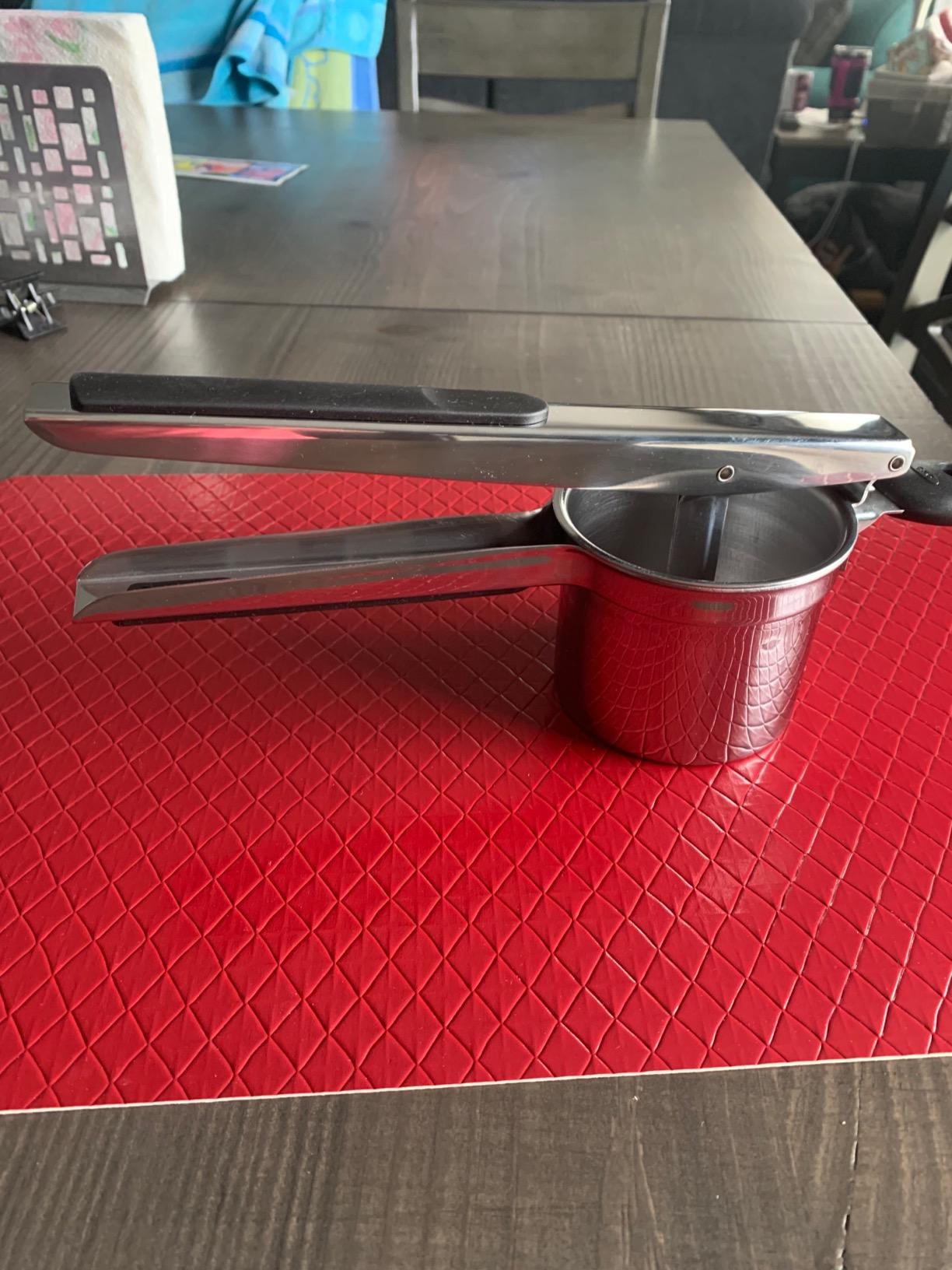 OXO Good Grips Stainless Steel Potato Ricer customer photo 2