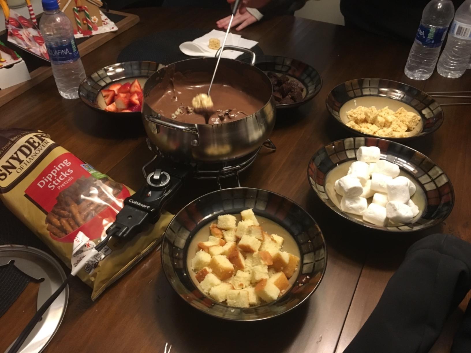 Cuisinart Electric Fondue Set, Nonstick Interior, 3-Quart Pot & 8 Forks | Electric fondue pot with 8 forks, heat control & dishwasher-safe interior for chocolate, cheese, broth & oil, CFO-3SSP1 customer photo 1