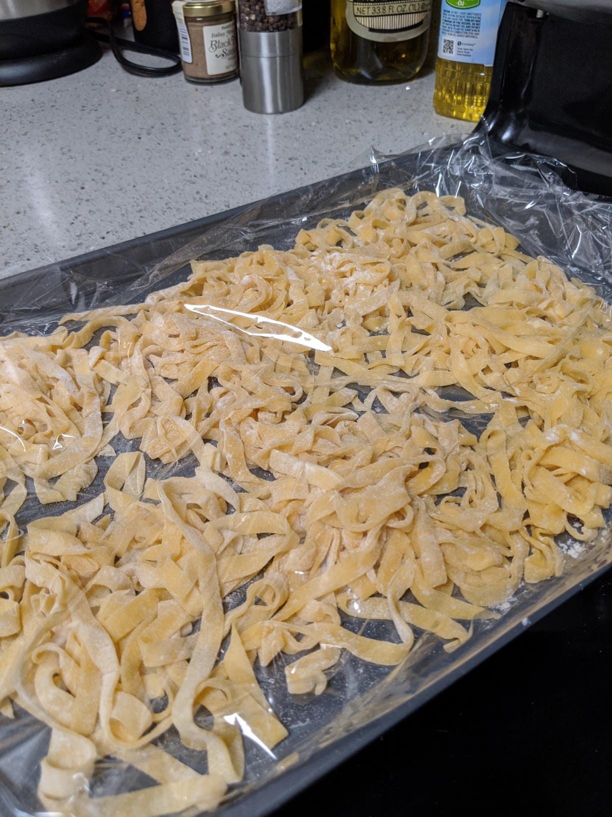 Imperia IPasta Classic Line Pasta Machine 100% Made in Italy, Steel Manual Roller with Crank, Creates Dough Sheets for Lasagne, Tagliolini, Fettuccine customer photo 1