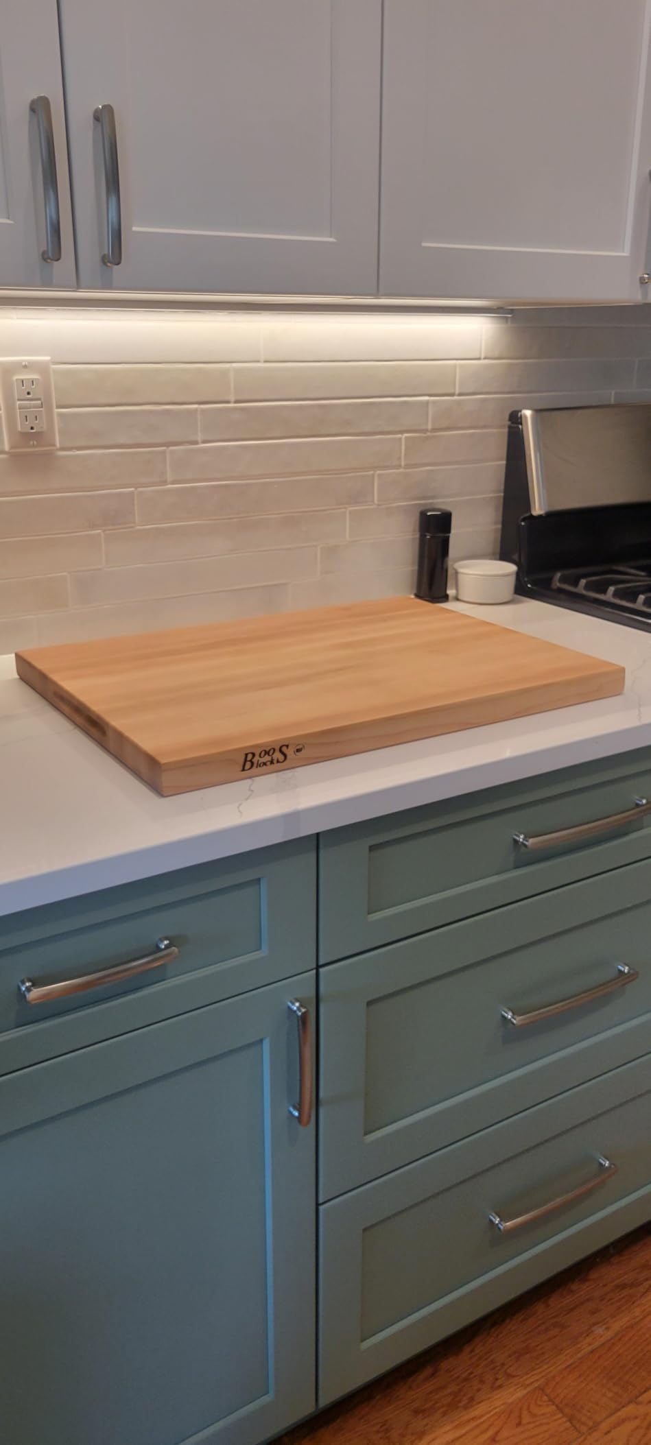 John Boos R-Board Series Rectangular Wooden Maple Cutting Board 18
