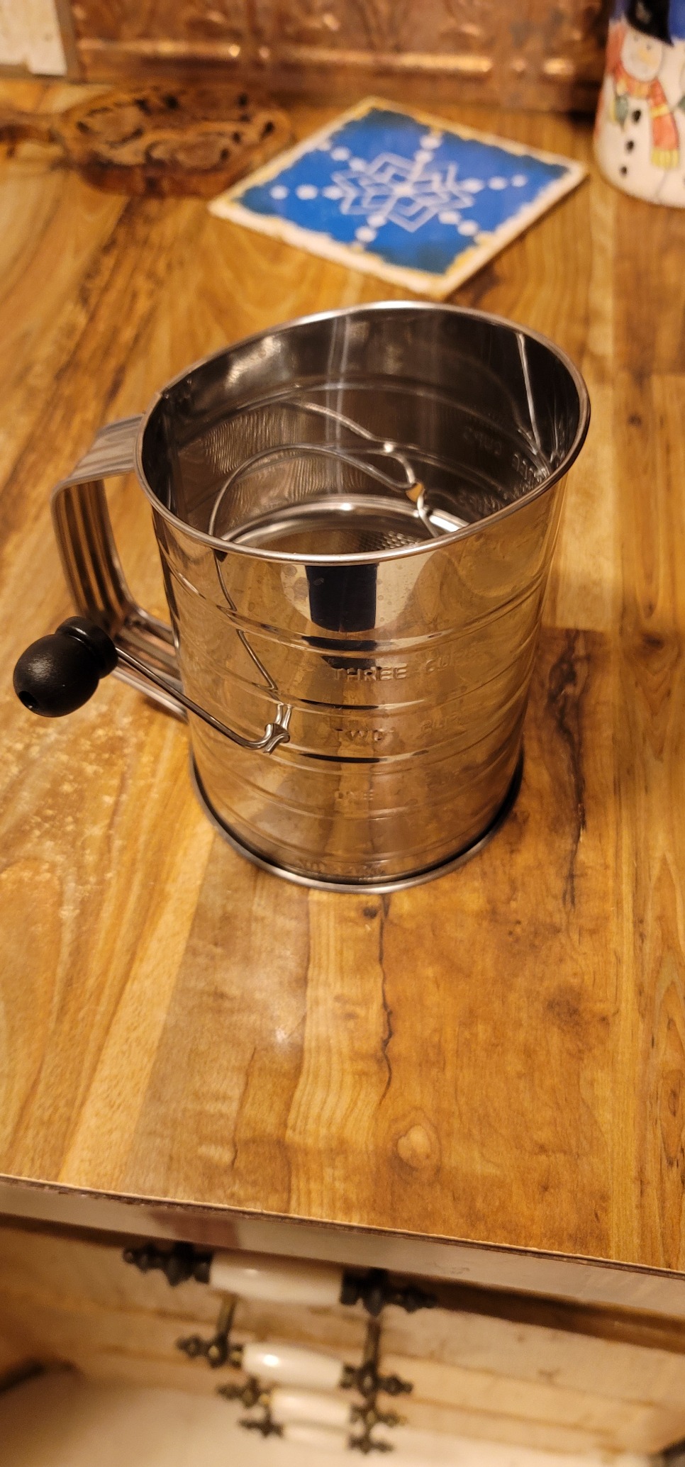 Norpro 3-Cup Stainless Steel Rotary Hand Crank Flour Sifter with 2 Wire Agitator customer photo 1