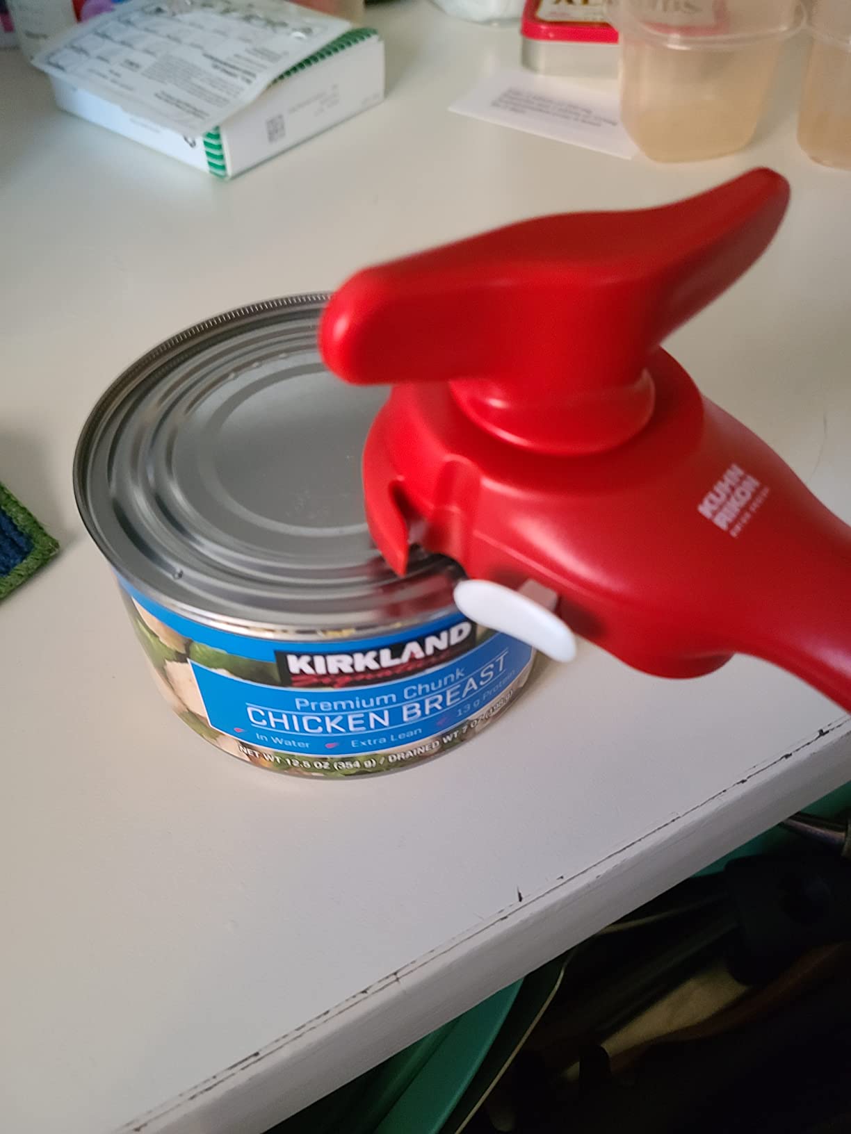 Kuhn Rikon Auto Safety LidLifter Can Opener with Ring-Pull Tool - Smooth-Edge Side-Cut Design for Safe, Touch-Free Lid Removal - Easy-Turn Handle, Swiss Engineered, Red customer photo 1