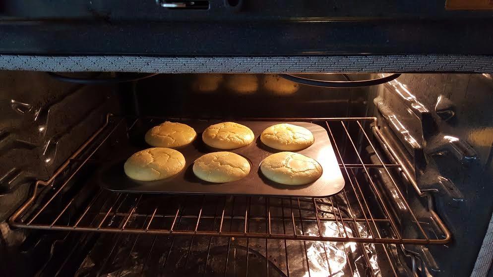 Chicago Metallic Professional 6-Cup Non-Stick Muffin Pan, Make up to 6 Large Muffins, Cupcakes, Quiches, Egg Cups customer photo 2