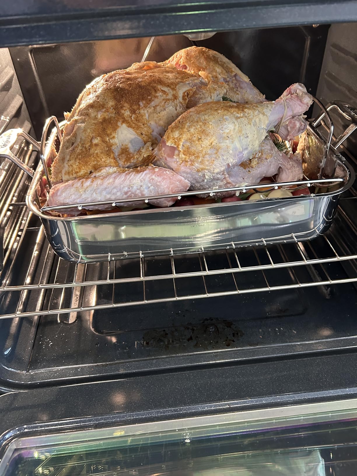 Cuisinart 16-Inch Roasting Pan, Induction Compatible Premium Rectangular Roaster Pan With Rack, Stainless Steel customer photo 2