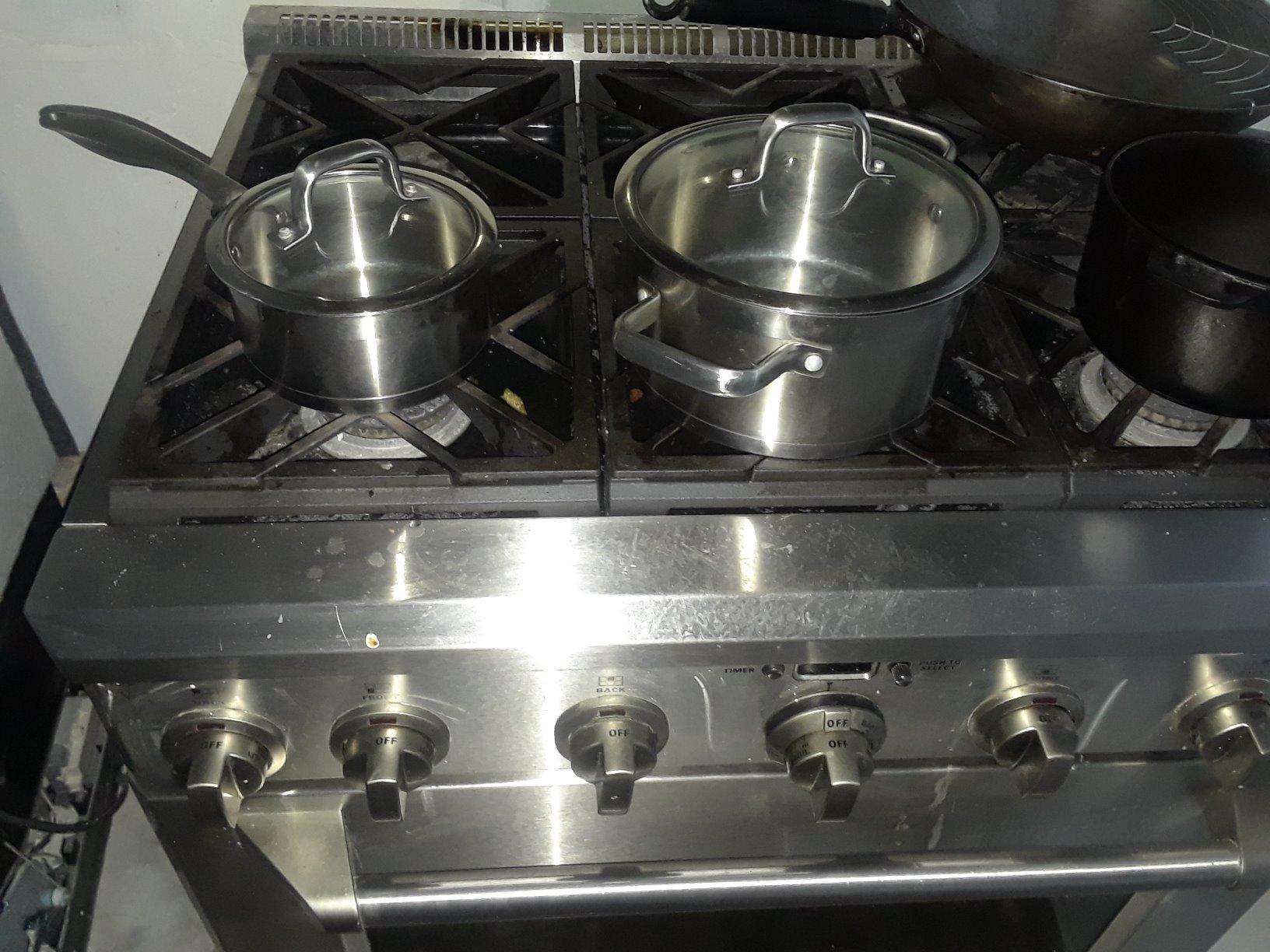 Duxtop Tri-Ply Stainless Steel Saucepan with Lid, 3 Qt Induction Pot | Whole Clad Saucier Pan customer photo 1