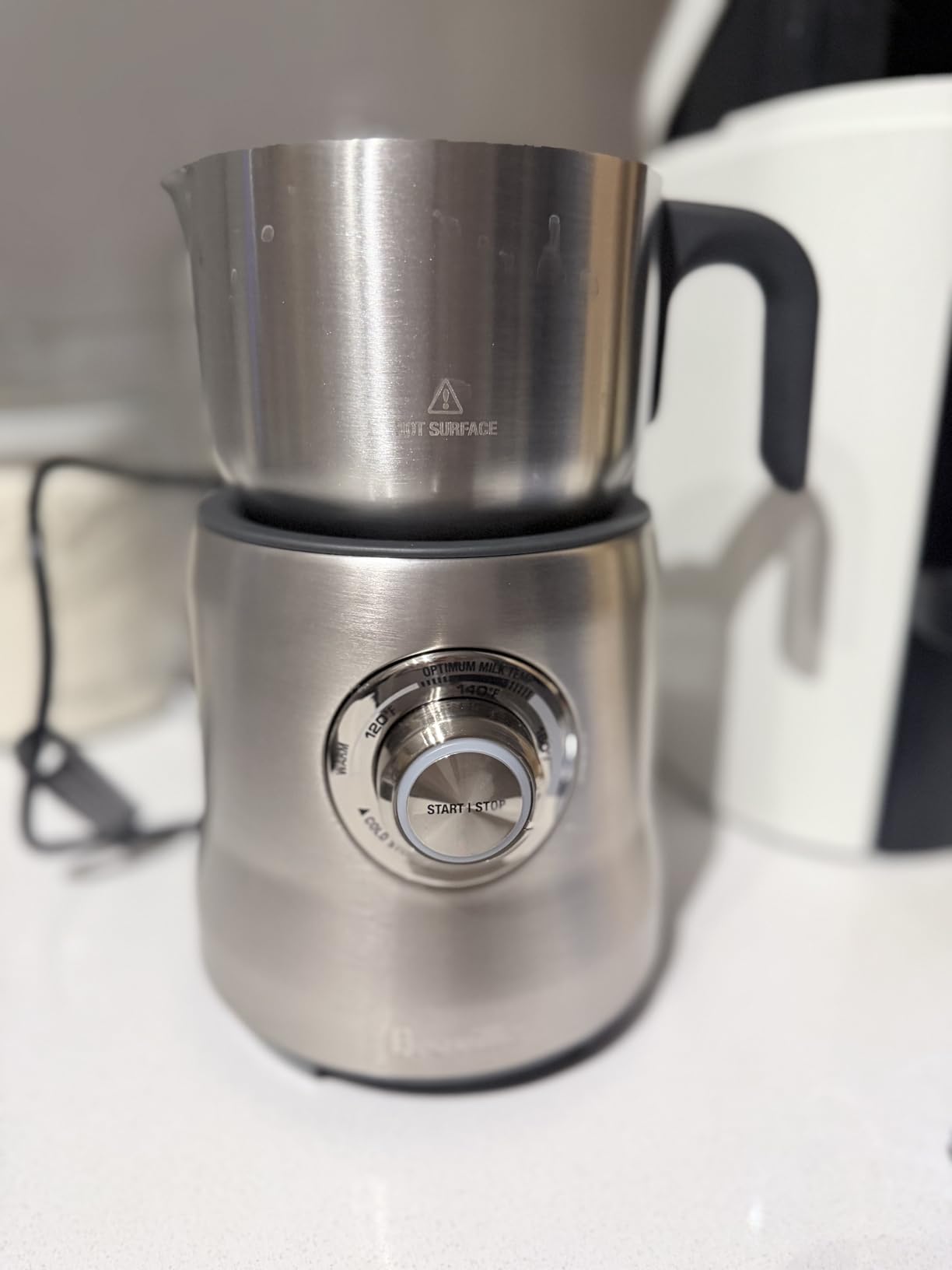 Breville BMF600XL Milk Cafe Frother, Brushed Stainless Steel | Easily craft rich and creamy hot milk drinks at home, including lattes, cappuccinos, chai tea, and hot chocolate customer photo 1