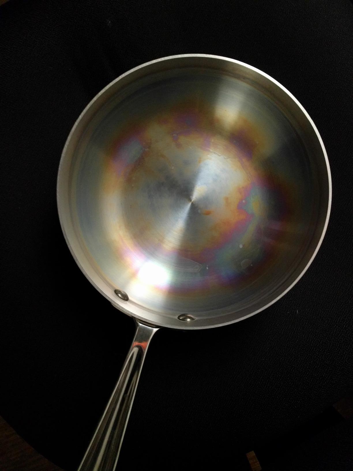 All-Clad Saucier Pan, 2-Quart,4212,White customer photo 1