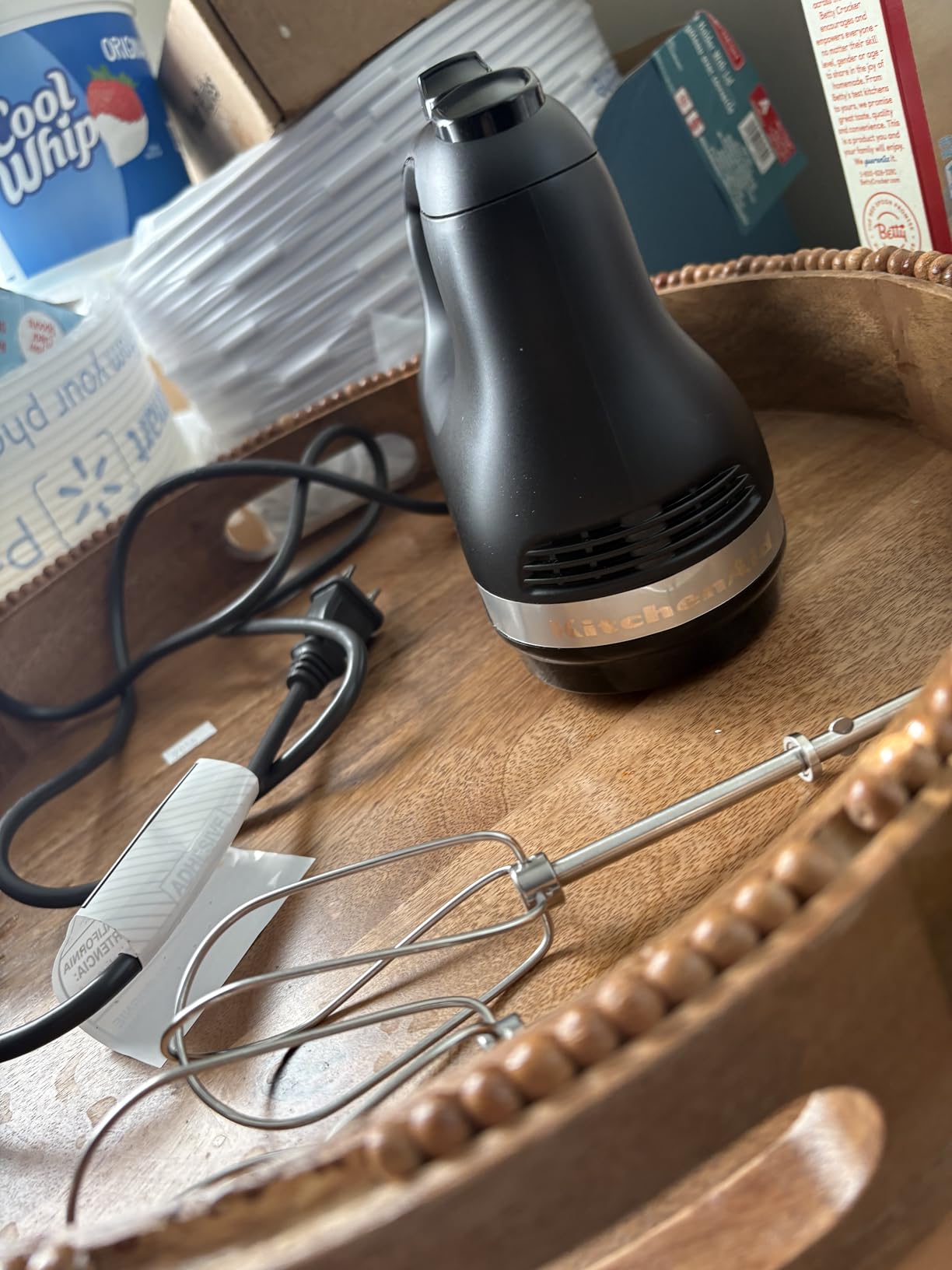 KitchenAid 5 Ultra Power Speed Hand Mixer, KHM512, White | 5 Speeds, Lockable swivel cord, Turbo Beaters, Easy release button, Dishwasher-safe beaters customer photo 1