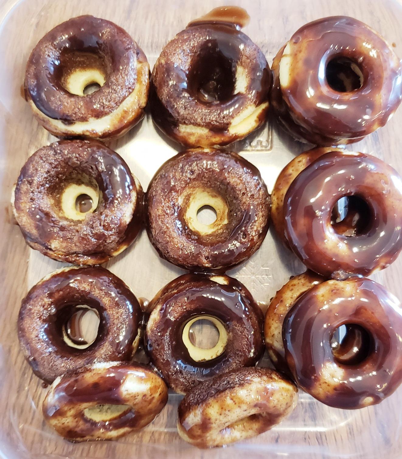 Wilton Small Donut Pan 12-Cavity, Steel customer photo 1
