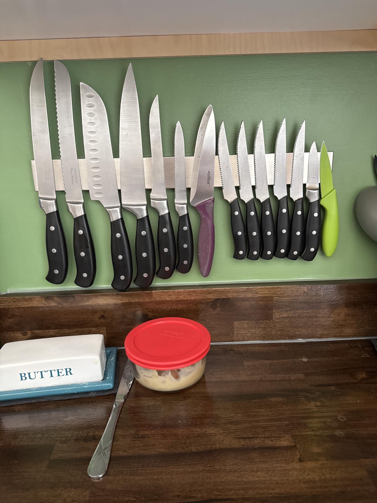 Modern Innovations 16 Inch Stainless Steel Magnetic Knife Bar with Multi-Purpose Functionality as a Knife Holder, Knife Strip, Magnetic Tool Organizer, Art Supply Organizer & Home Organizer customer photo 2