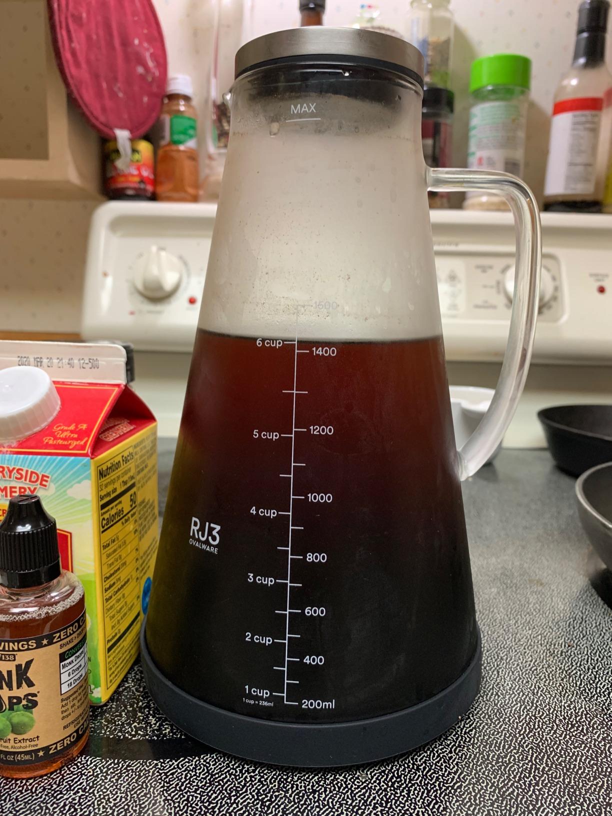 OVALWARE Airtight Cold Brew Iced Coffee Maker Pitcher (& Iced Tea Maker) with Spout - 1.5L/ 51oz Brewing Glass Carafe with Removable Stainless Steel Filter customer photo 1