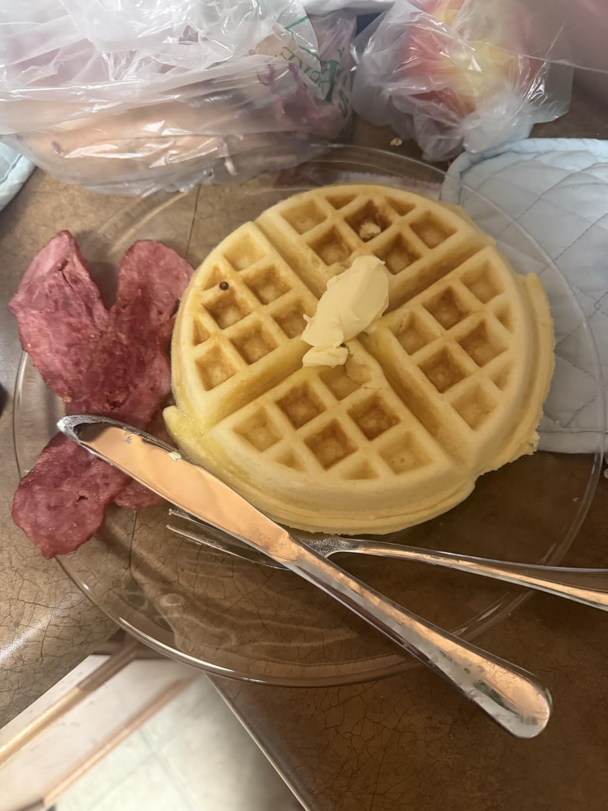 Chefman Rotating Belgian Waffle Maker, 180° Flip Iron w/ Non-Stick Plates, Adjustable Timer, Locking Lid, & Drip Plate, Space Saving Storage, Mess-Free Breakfast, Stainless Steel/Black customer photo 1
