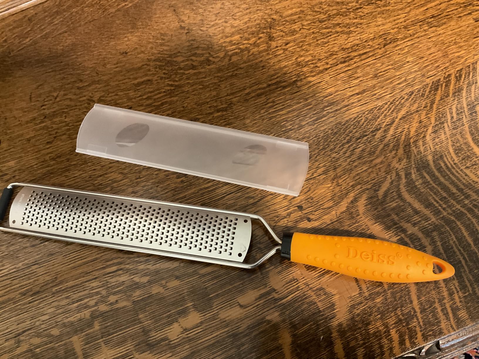 Deiss PRO Citrus Lemon Zester & Cheese Grater - Parmesan Cheese, Lemon, Ginger, Garlic, Nutmeg, Chocolate, Vegetables, Fruits - Razor-Sharp Stainless Steel Blade + Protect Cover - Dishwasher Safe customer photo 1