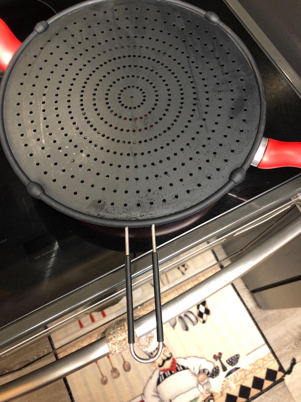 13-Inch Splatter Screen for Frying Pan - Silicone Grease Splatter Guard for 12