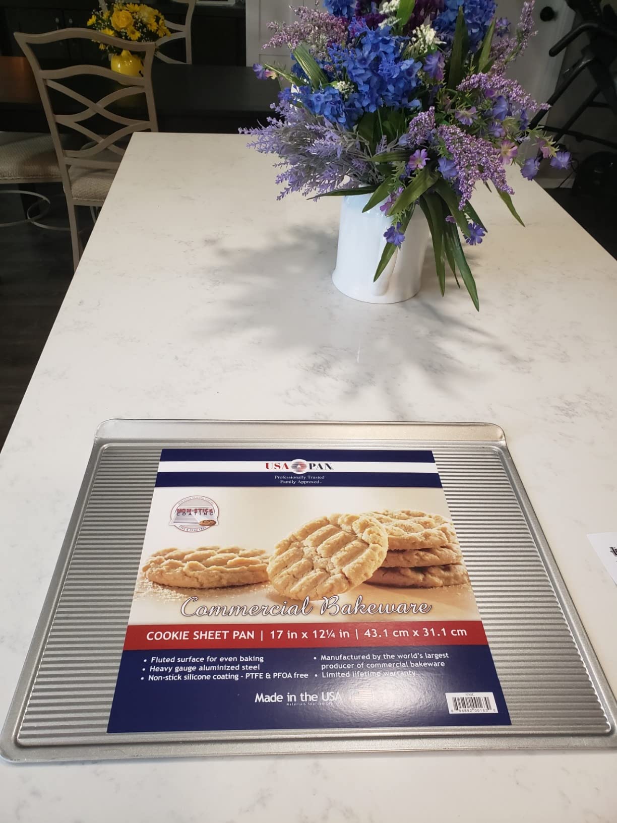 USA Pan Bakeware Cookie Sheet, Warp Resistant Nonstick Baking Pan, Made in the USA from Aluminized Steel, Large Set of 2 customer photo 2