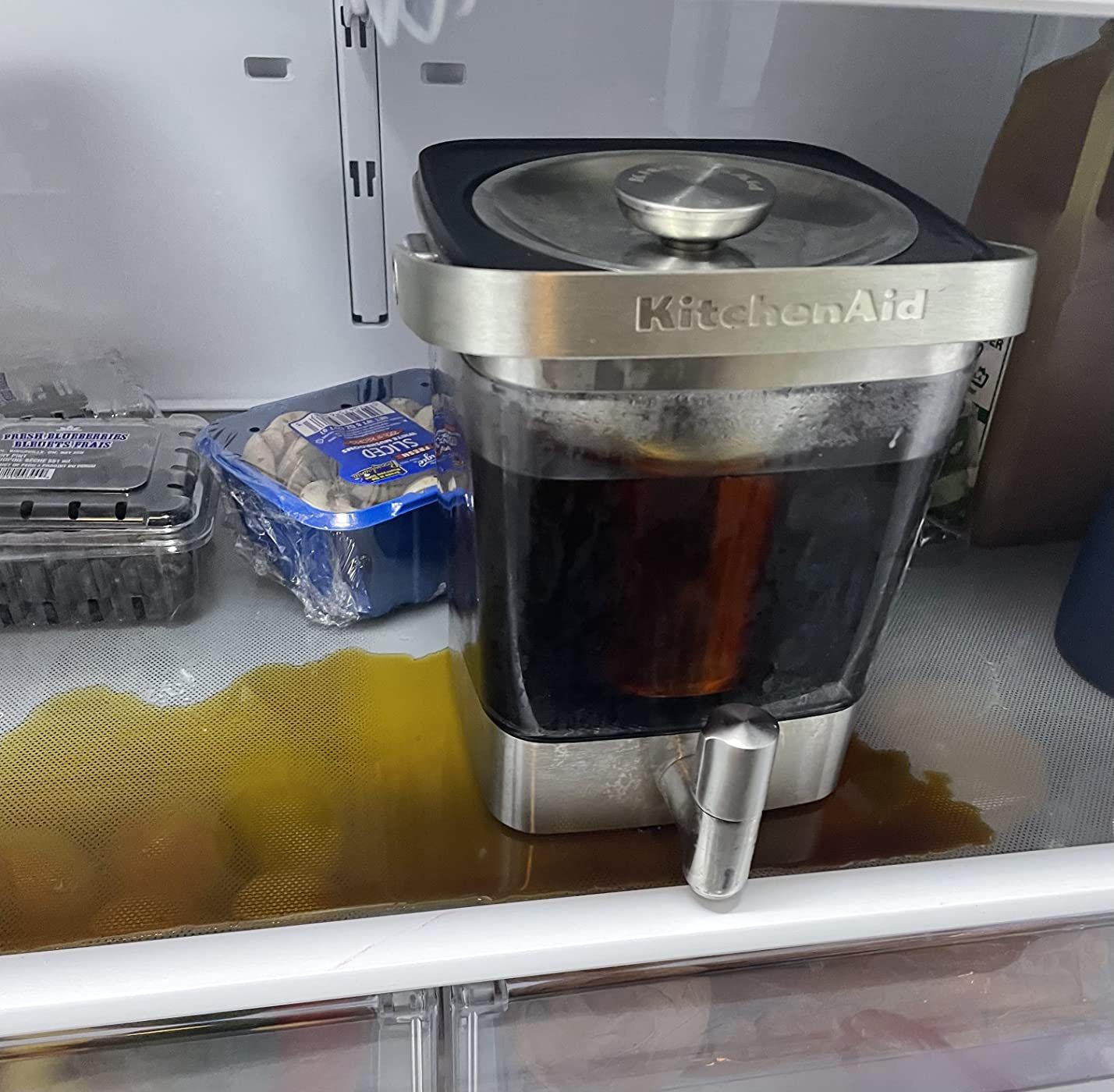 KitchenAid 38 oz Cold Brew Coffee Maker, KCM5912 | Built-in Tap for Easy Dispensing, Brews Concentrate for Iced Coffee, Reusable Stainless Steeper customer photo 2
