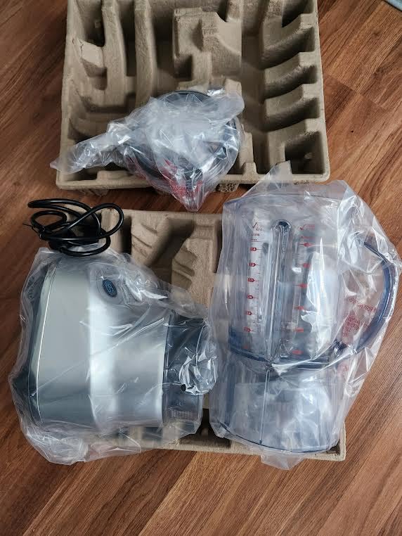 Breville BBL620SIL Fresh and Furious Blender, Silver customer photo 1