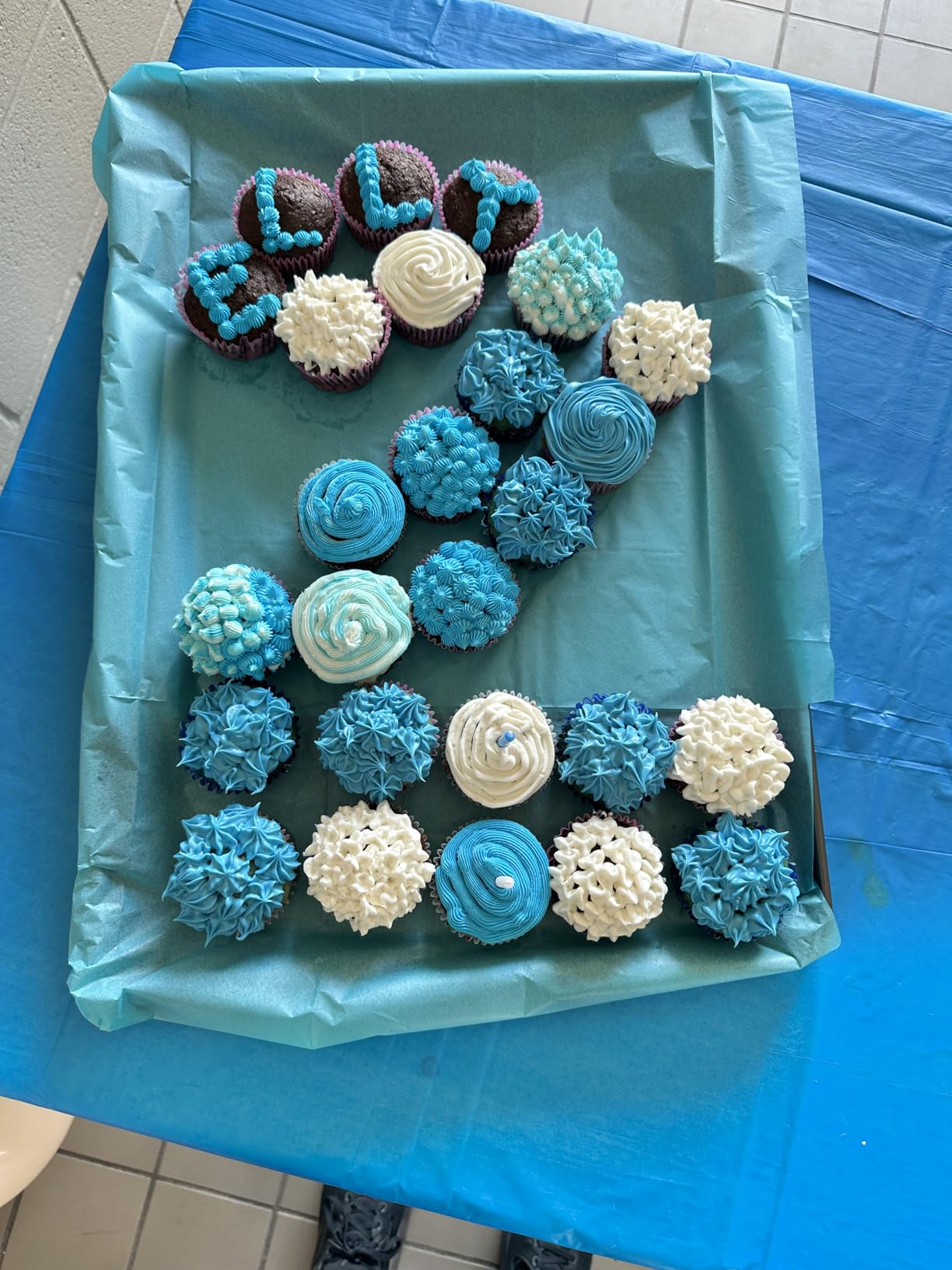 24pcs Reusable Piping Bags and Tips Set, with Couplers and Frosting Bags Ties for Cookie Icing Cakes Cupcakes customer photo 2