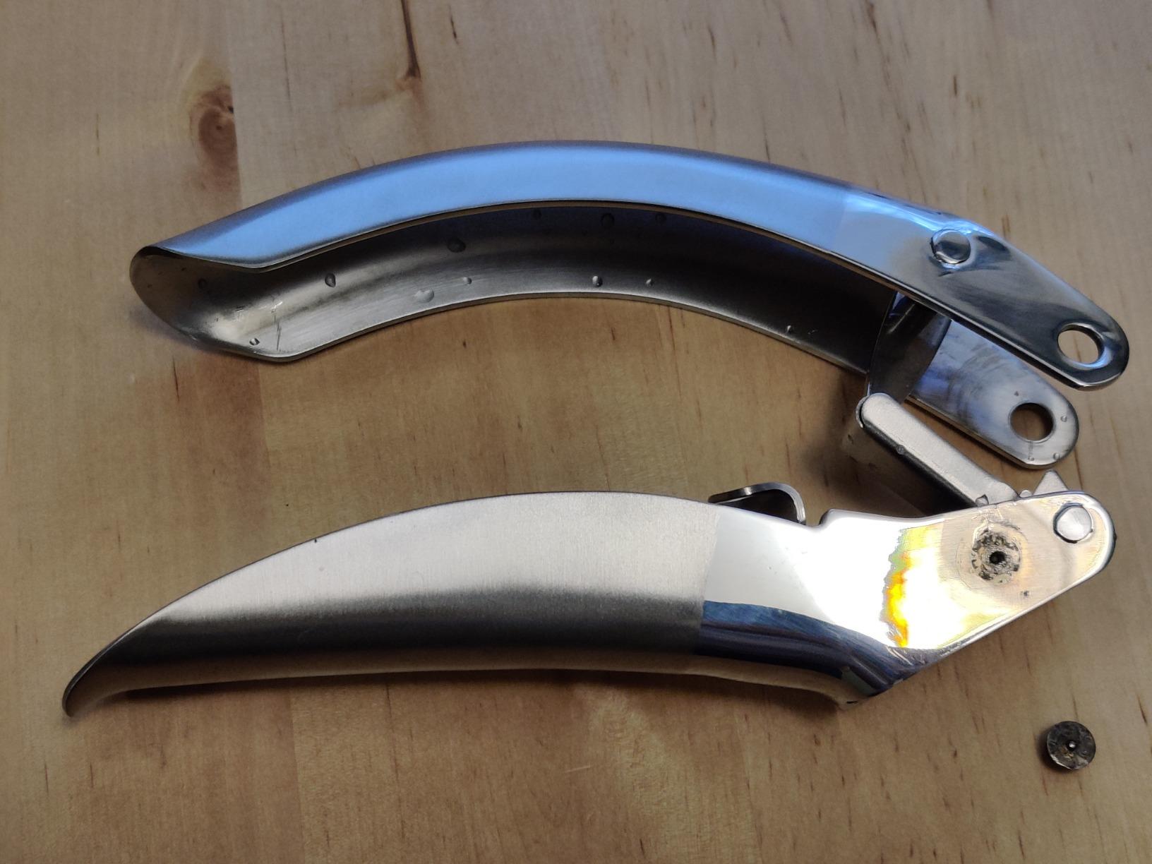 MANNKITCHEN Stainless Steel Garlic Press, Heavy Duty Professional Grade Double Lever-Assisted Garlic Mincer with High Capacity Reservoir - Easy to Clean and Rust Free Garlic Crusher customer photo 1