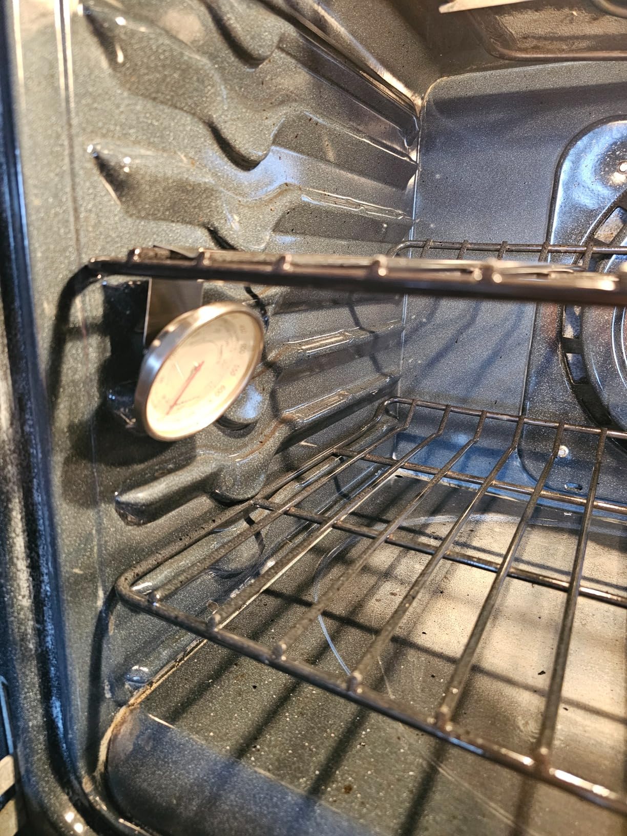 KitchenAid 3-in Dial Oven Thermometer, Temperature Range: 100°F to 600°F customer photo 1