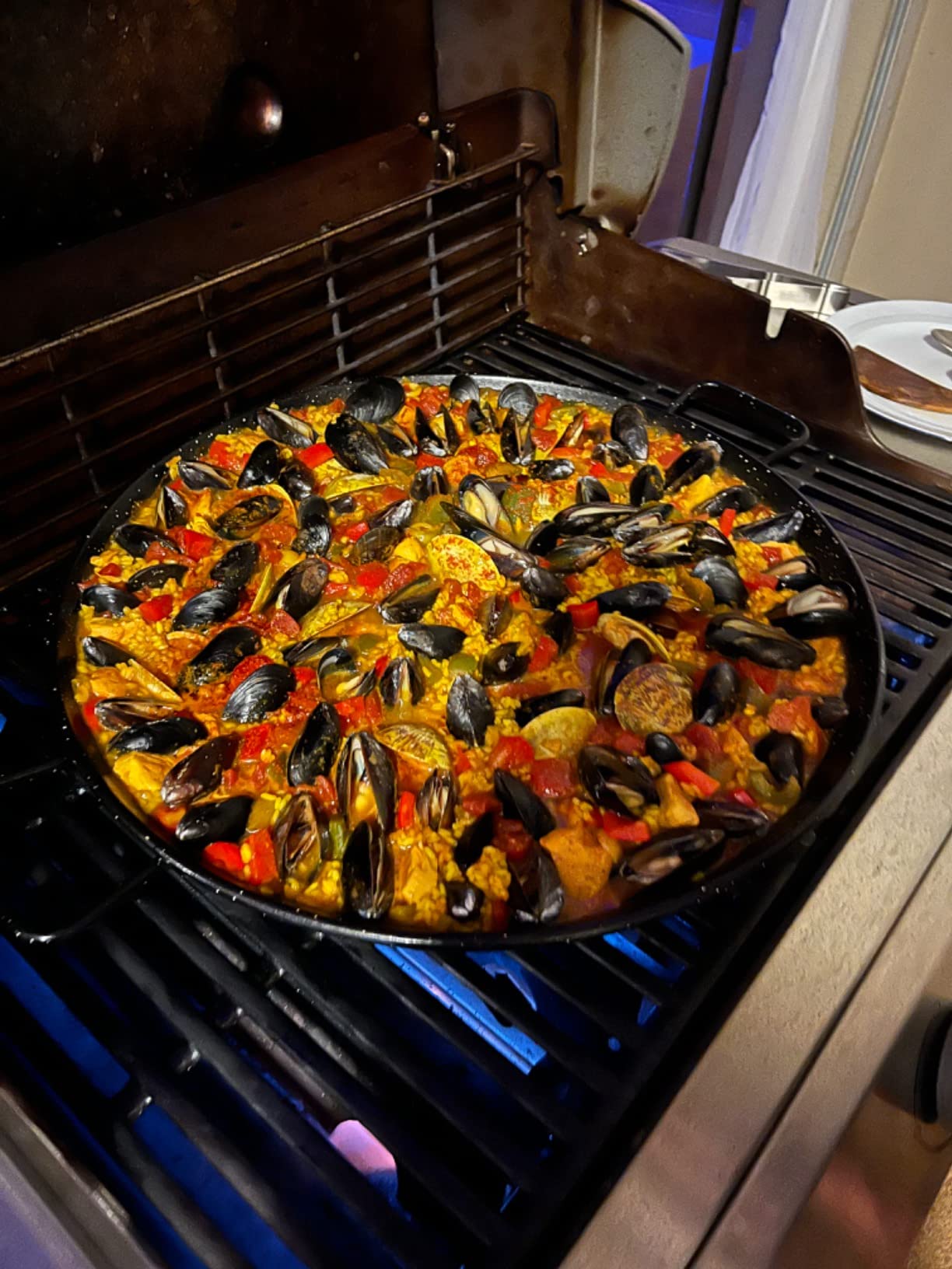Machika Enamel Paella Pan | Paella Pan | Skillet for Paella and Rice Recipes | Perfect for Indoor & Outdoors | Easy Cleaning | Rust Proof Coating | 4 Servings | 12 inches customer photo 2