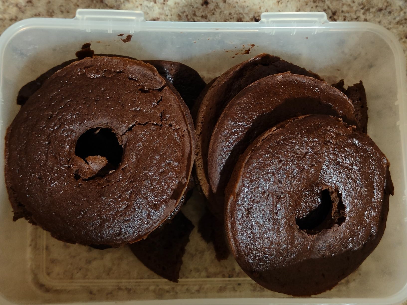 Walfos Non-Stick Donut Pan For Baking-Silicone Doughnut Mold, BPA FREE, Make Perfect Donut Cake Biscuit Bagels, Dishwasher Safe, Set of 3 customer photo 1