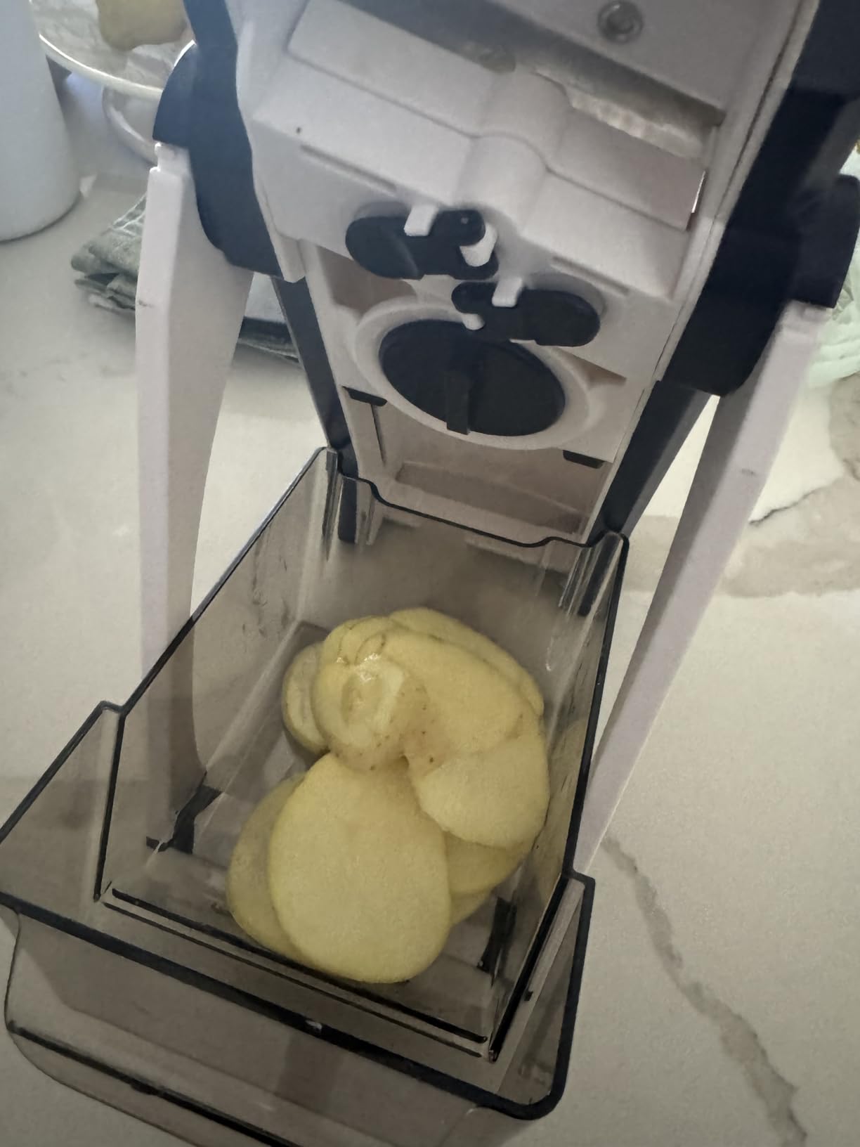 DASH Safe Slice Mandoline for Vegetables, Meal Prep & More with 30+ Presets & Thickness Adjuster, Midnight Navy customer photo 1