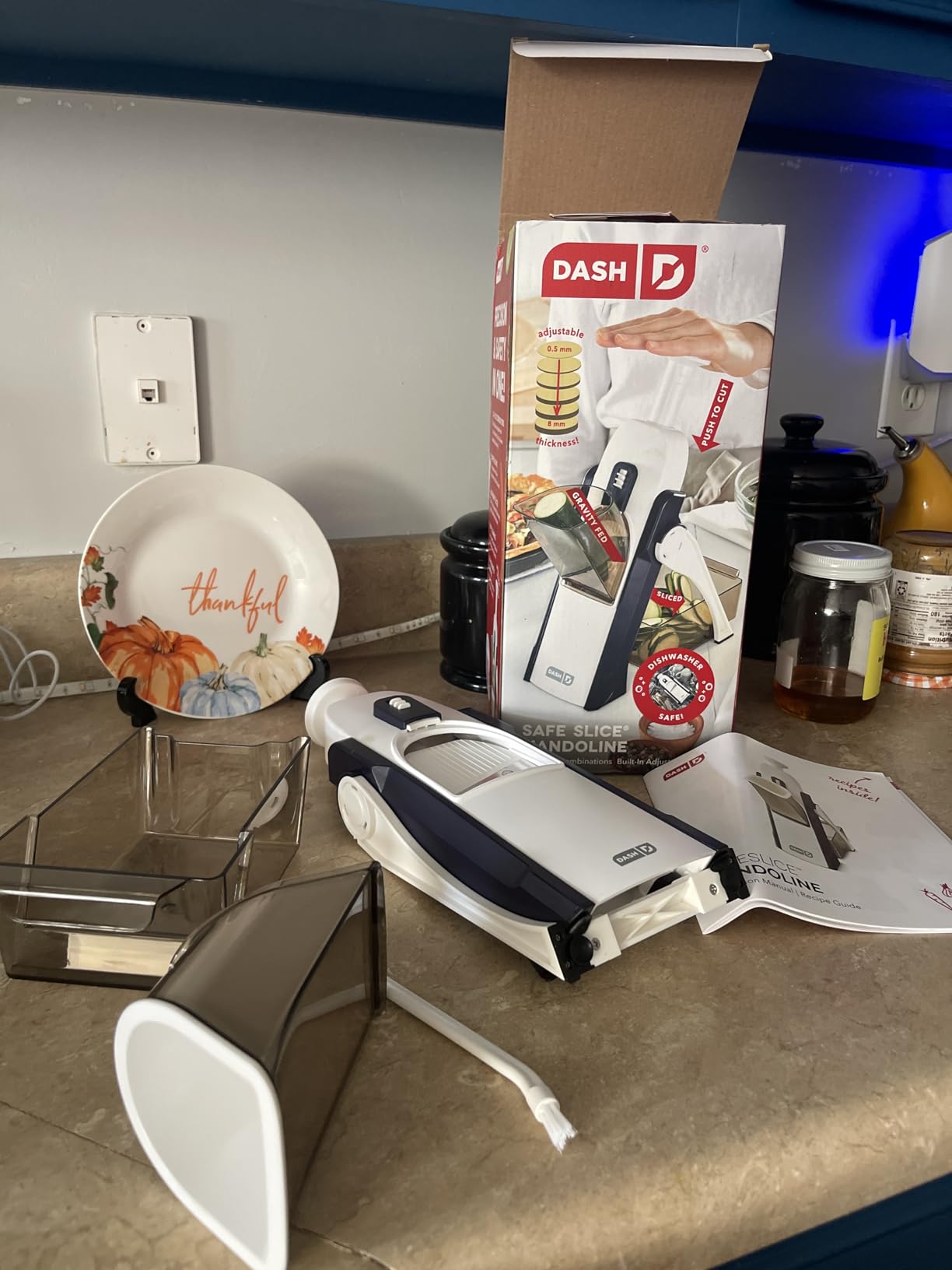 DASH Safe Slice Mandoline for Vegetables, Meal Prep & More with 30+ Presets & Thickness Adjuster, Midnight Navy customer photo 2