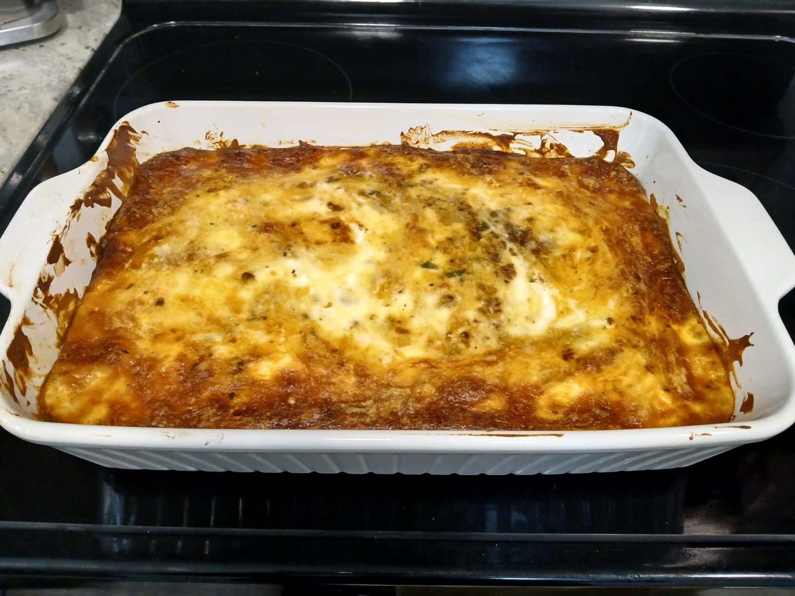 DOWAN Casserole Dish, 9x13 Ceramic Baking Dish, Large Lasagna Pan Deep for Oven, 4.2 Quarts Baking Pan with Handles, Oven Safe and Durable Bakeware for Lasagna, Home Decor, Wedding Gift, Soft White customer photo 2