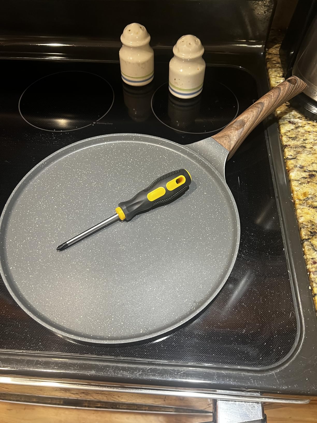 SENSARTE Nonstick Crepe Pan, Swiss Granite Coating Dosa Pan Pancake Flat Skillet Tawa Griddle 10-Inch with Stay-Cool Handle, Induction Compatible customer photo 2