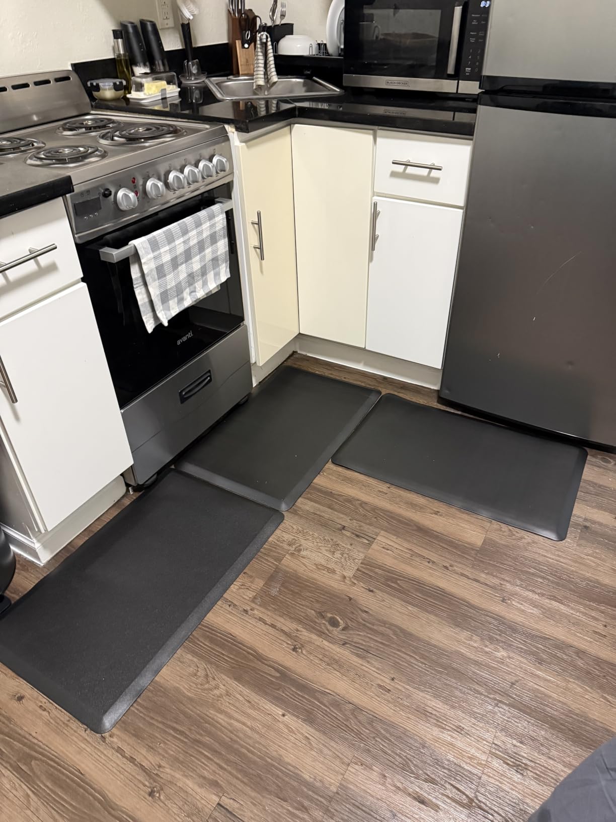 Kitchen Mat Cushioned Anti Fatigue Rug Standing and Comfort Floor Mats | Water-Resistant, Non-Slip, Easy to Clean Comfort Floor Mat for Kitchen, Sink & Office, Multiple Colors & Sizes, 17.3