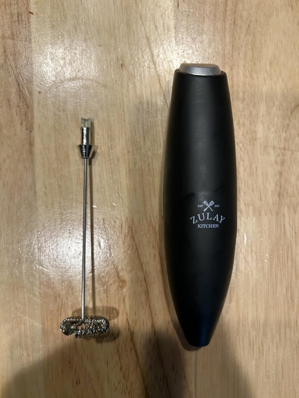 Zulay Kitchen Powerful Milk Frother Wand With Duracell Batteries - Ultra Fast Handheld Drink Mixer - Electric Whisk Foam Maker for Coffee, Lattes, Cappuccino & Matcha - Z1 Motor - Black customer photo 2