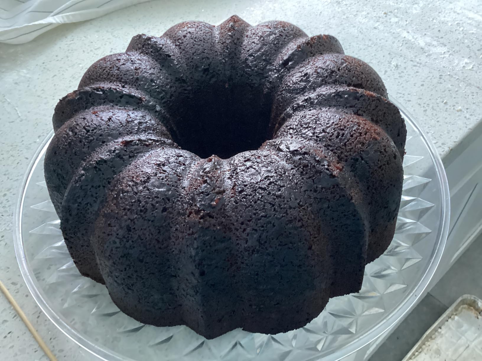 Nordic Ware Original Bundt Pan, 12-Cup, Silver customer photo 2