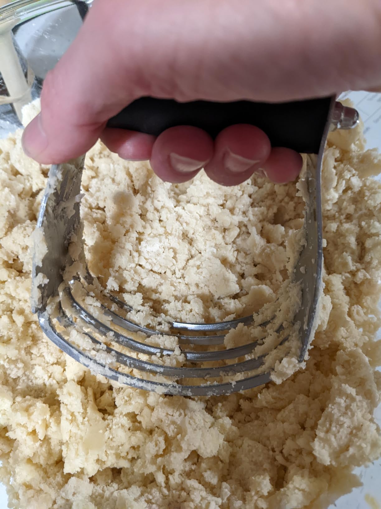 Dough Blender Heavy Duty Pastry Cutter Stainless Steel Butter Cutter Professional Baking Tool For Mixing Flour Butter (Black) customer photo 1