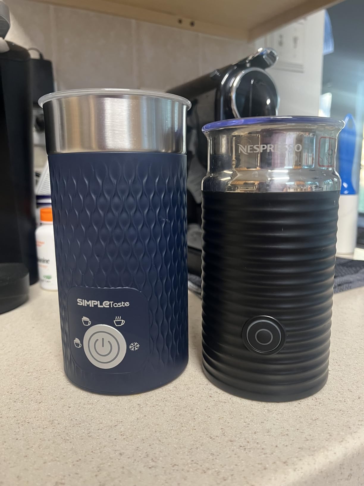 SIMPLETASTE Milk Frother, 4-in-1 Electric Automatic Milk Steamer, Blue | Warm and Cold Foam Maker and Milk Warmer for Latte, Macchiato, Cappuccino, Hot Chocolate customer photo 1