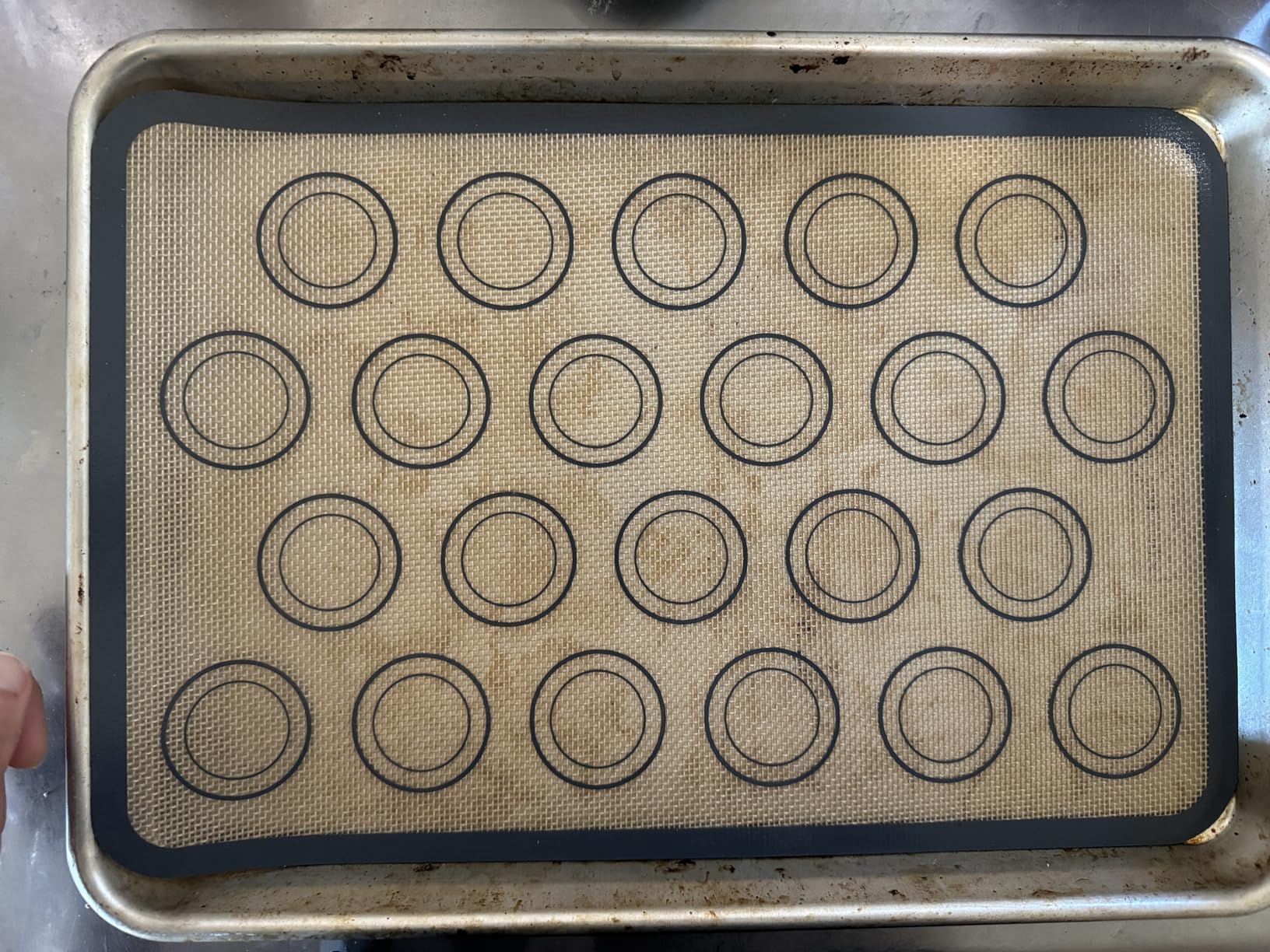 HOOMIL Macaron Silicone Baking Mats, 16.5 x 11.6 Inch, 2 Pack, Nonstick | Half Sheet, Food-Safe, BPA Free, Dishwasher Safe, Dual-Circle Guidelines Baking Sheets, Fits Standard Half Sheet Pan customer photo 1