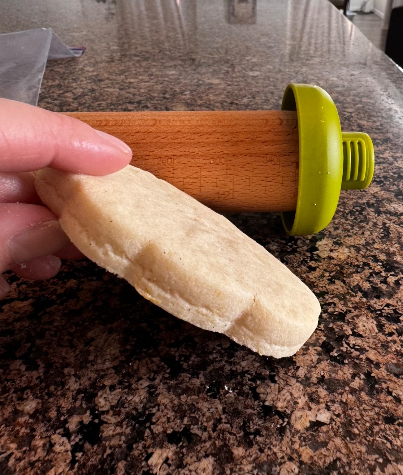 Joseph Joseph PrecisionPin - Rolling Pin with adjustable pastry thickness, Baking and dough rollers, Beech Wood, Multicolor customer photo 1