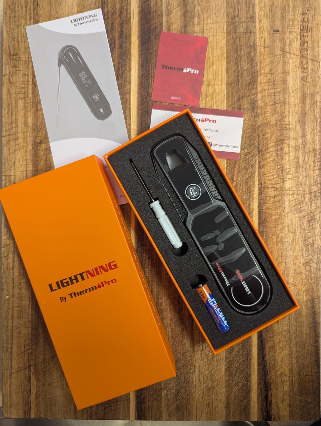 TempPro TempSwift 1 Sec Instant Read Meat Thermometer Digital | Kitchen Food Thermometer with 180 Degree Rotating Display, IP67 Waterproof Cooking Thermometers for Deep Fry Smoker Grill BBQ customer photo 1