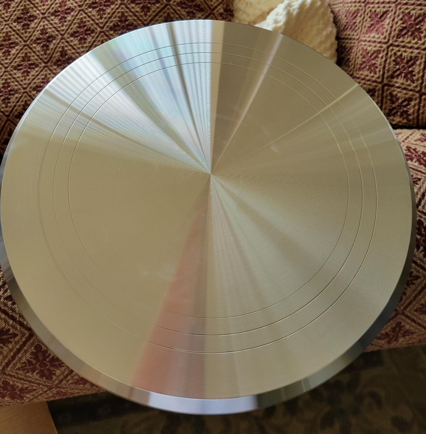 RFAQK 12 Inch Aluminum Alloy Revolving Cake Stand, Cake Turntable for Decorating Rotating Cake Stand for Cupcakes, Pastries and Cake Decorations customer photo 1