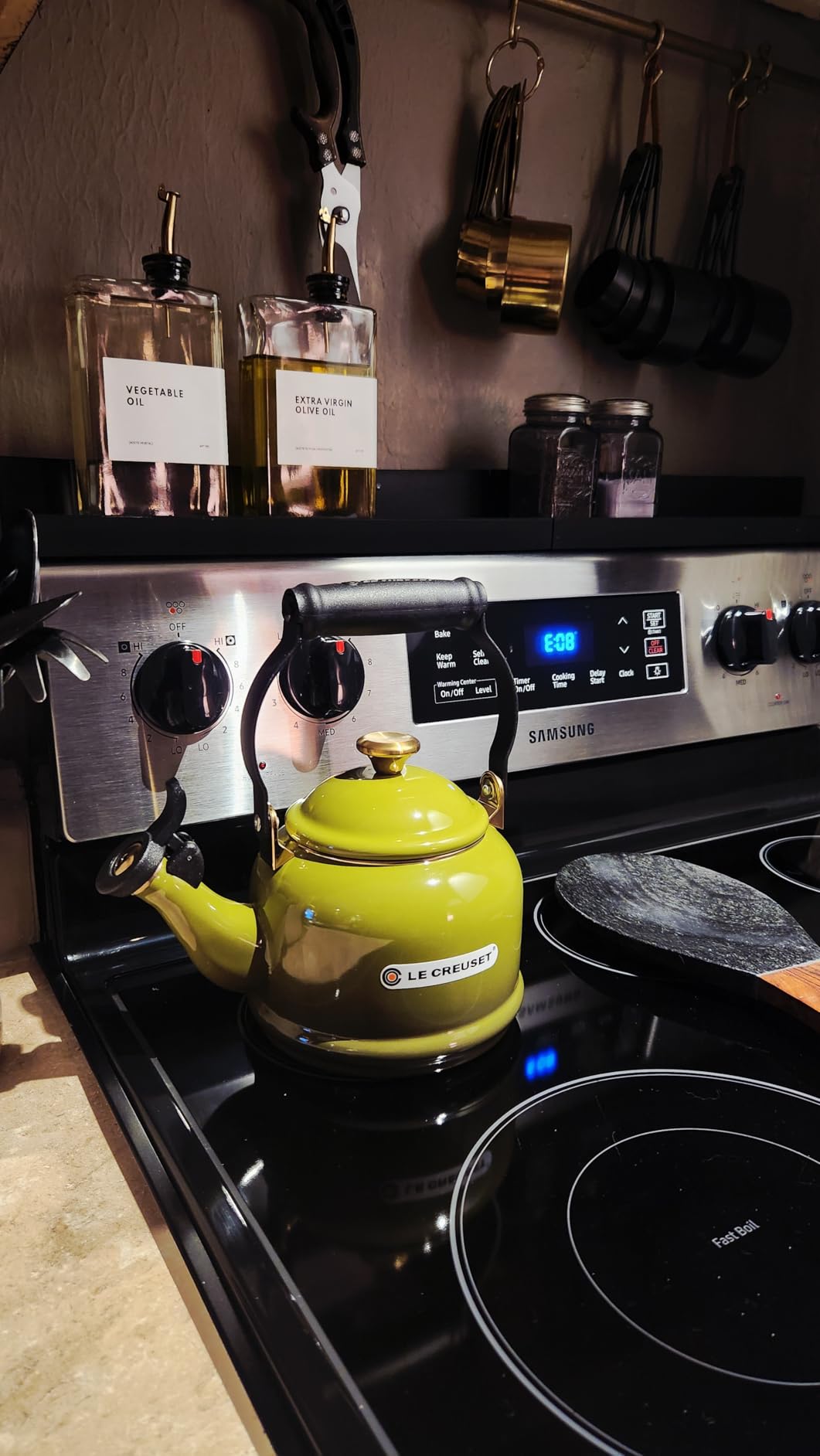 Le Creuset Enamel On Steel Demi Tea Kettle, 1.25 qt., Sea Salt customer photo 2