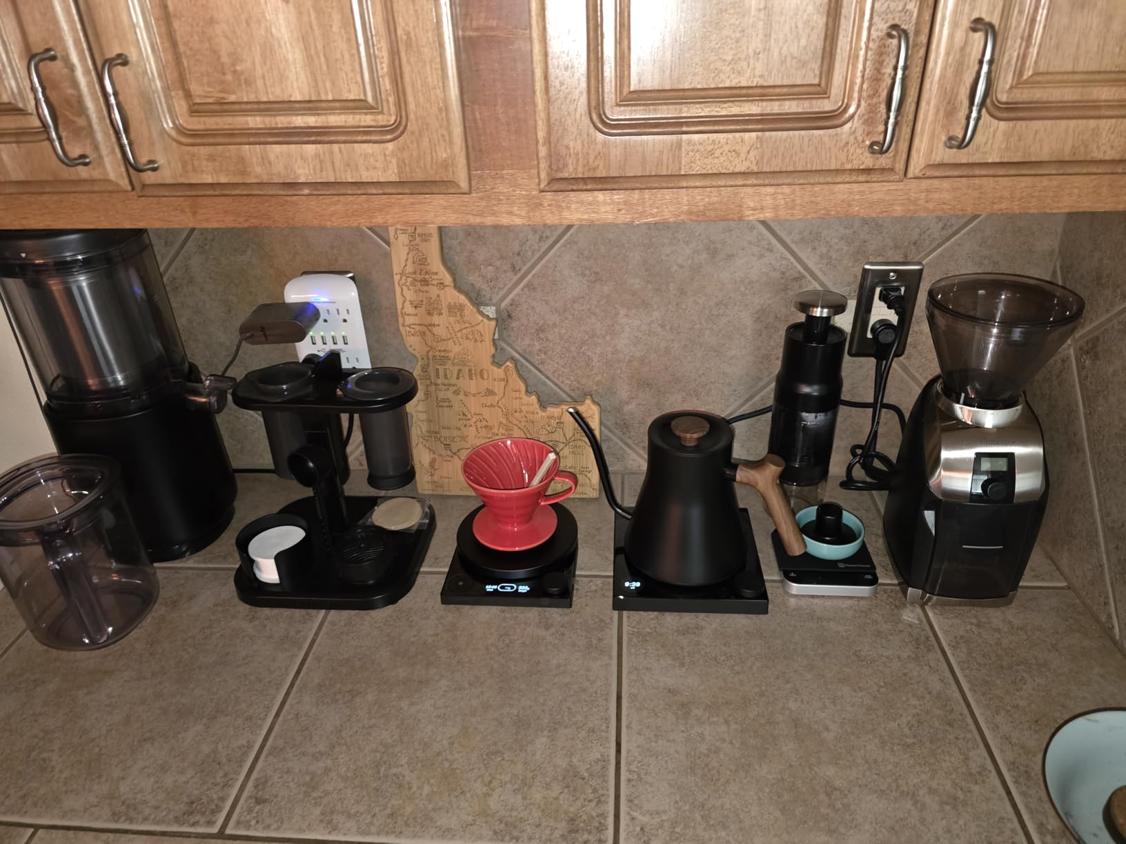 Fellow Tally Pro Coffee Scale with Timer, Espresso Scale, Brew Assist Mode | Guided Ratio Brewing for Pour Over, Drip & Barista, 0.1g Accuracy, 2500g Capacity, OLED Display, Rechargeable, Glass Top customer photo 1