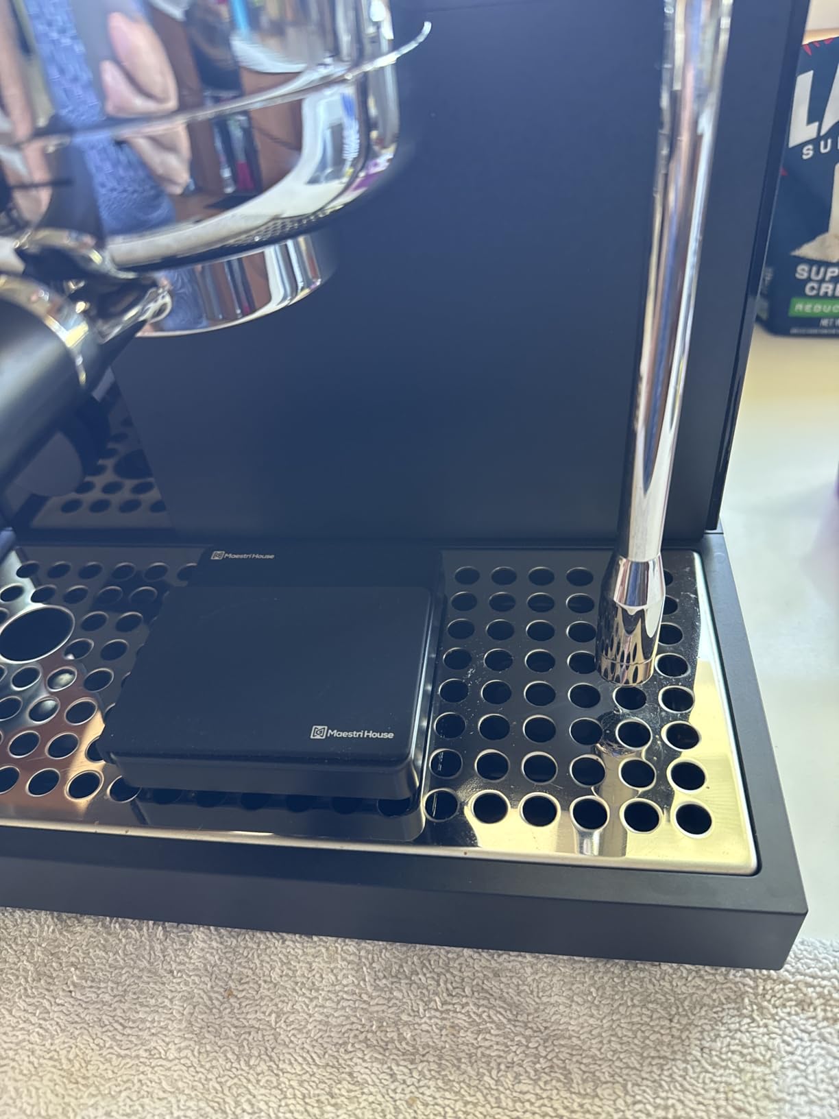 Maestri House S1 Mini Espresso Coffee Scale with Timer, 2kg/0.1g | Rechargeable Shot Scale with 0.1g Precision, Dual Timing Modes, g/oz/ml Units and ABS Design for Espresso or Pour-Over customer photo 1
