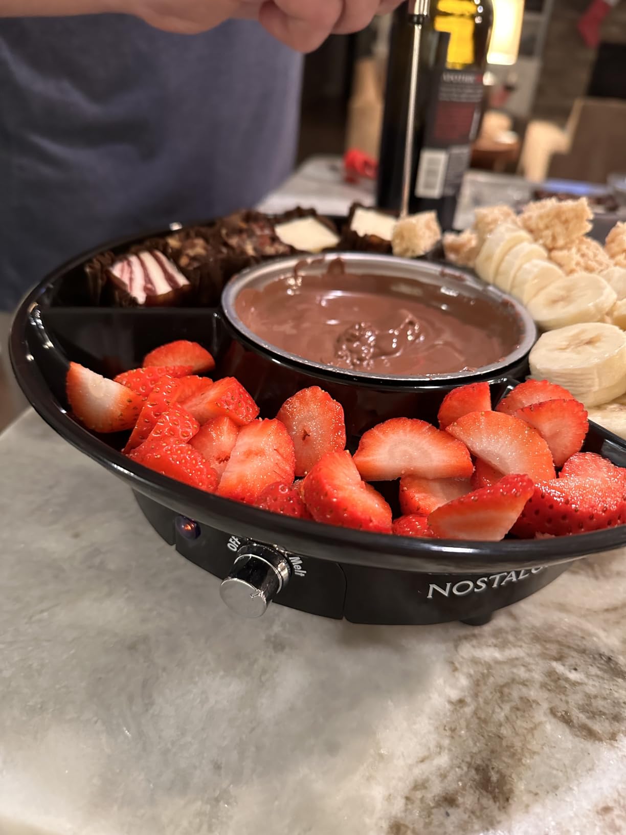 Nostalgia Electric Fondue Party Set - 10 oz Melting Pot, 4 Roasting Forks, & Detachable Serving Tray - Melted Cheese, Chocolate, or Dessert - Perfect for Gifts, Parties, Date Night - Black customer photo 2