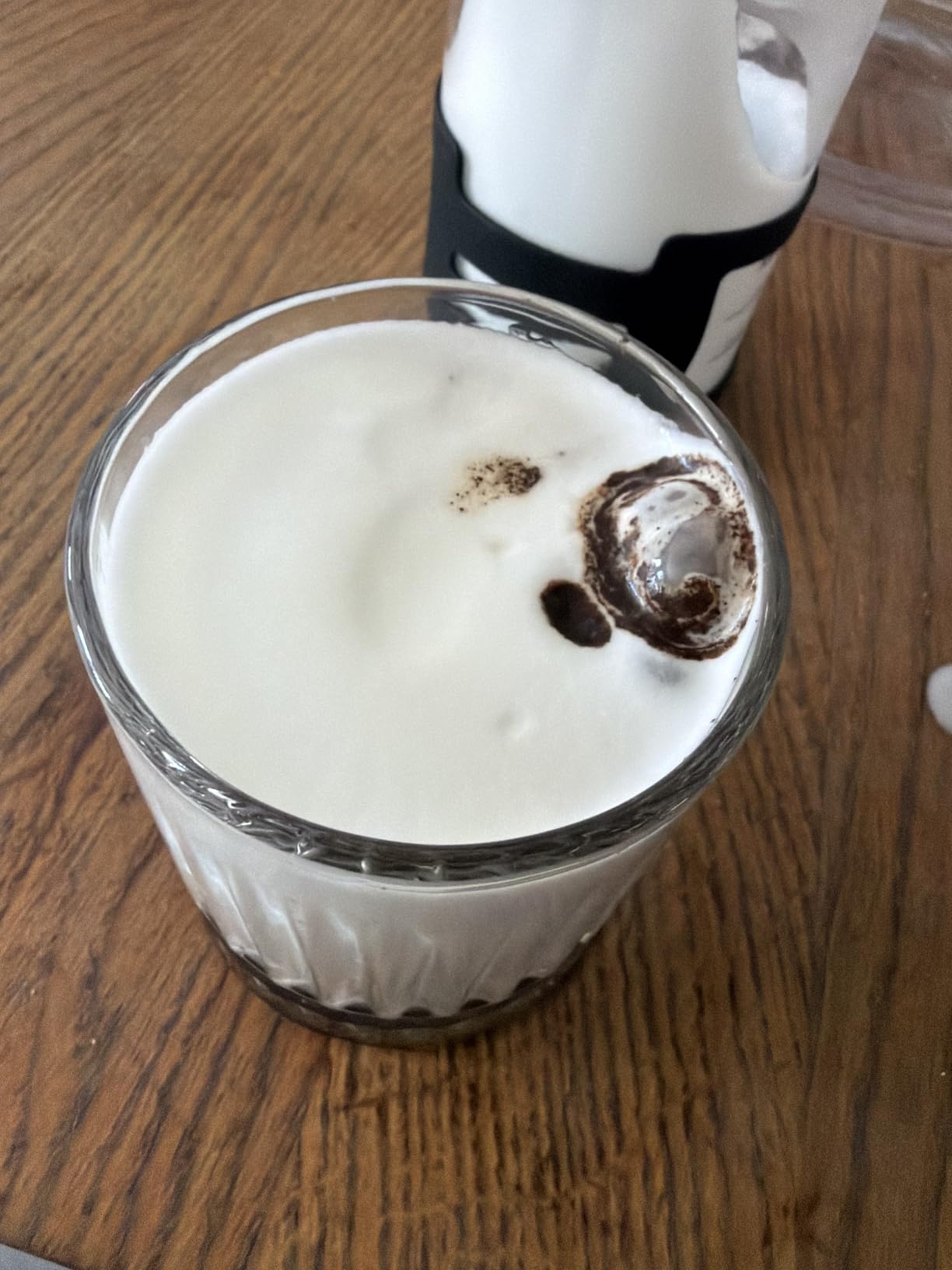 Keurig SimpleCafe Frother, Rechargeable Handheld Milk Frother for Lattes, Cappuccinos & Iced Coffee, USB Cord Included, Microwave-Safe Frothing Cup, Hot & Cold Foam Maker customer photo 2