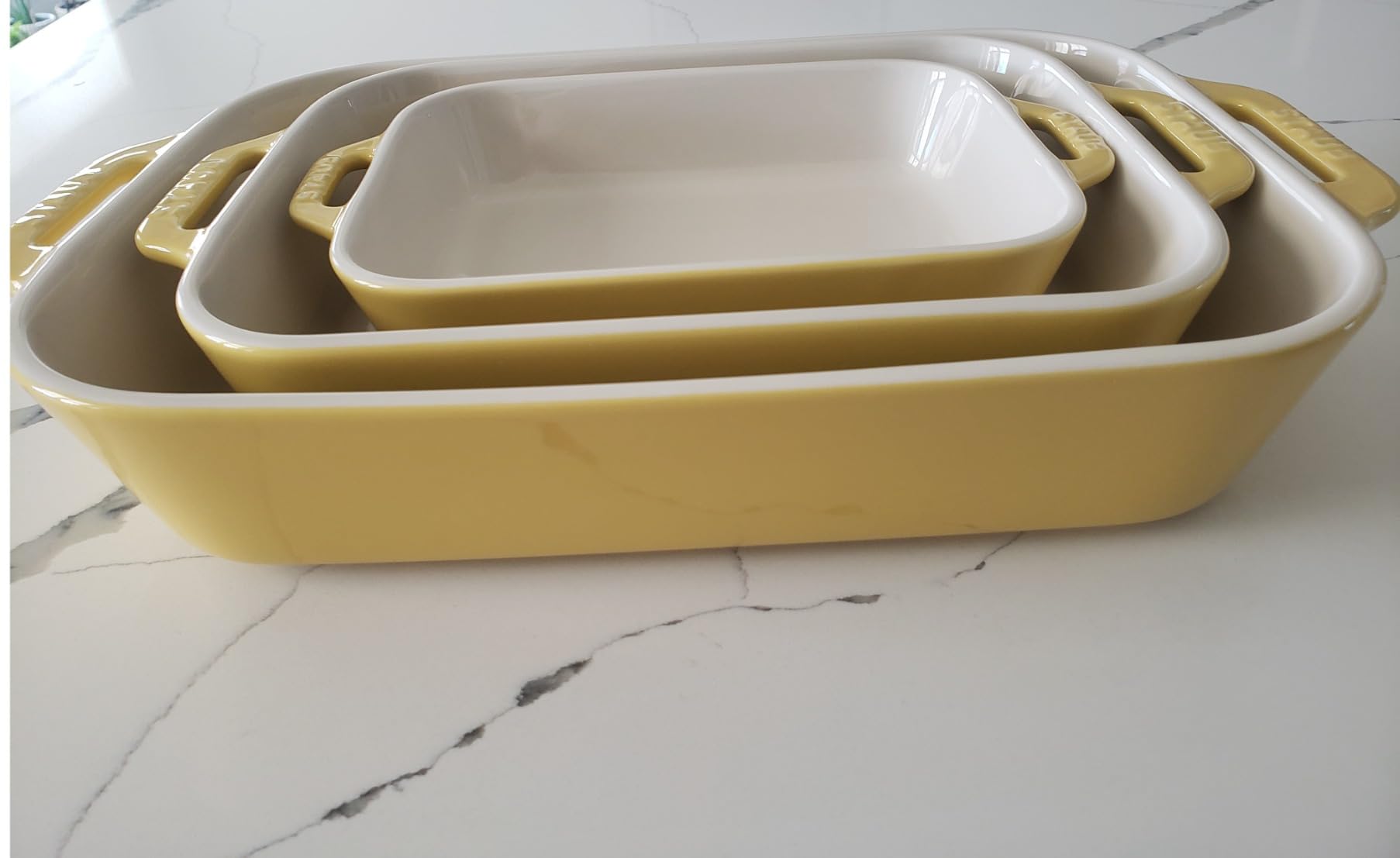 Staub 3-Pc Ceramic Baking Dish Set, Oven Safe Up To 570°F, Yellow | Oven-to-Table for Lasagnas, Roasts & Apple Crisp. Dishwasher Safe Includes Baking Dish 7.5 x 6