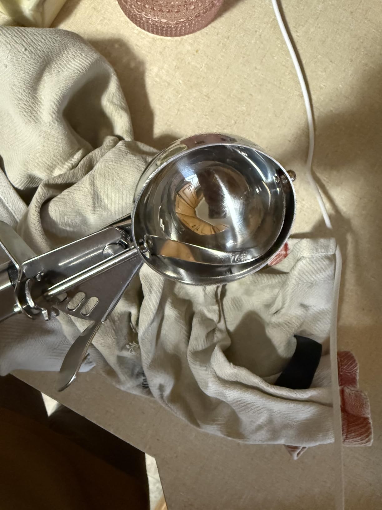Fat Daddio's SCTP-16 Stainless Steel Cookie Portioning Scoop, No. 16, 1/3 Cup customer photo 1