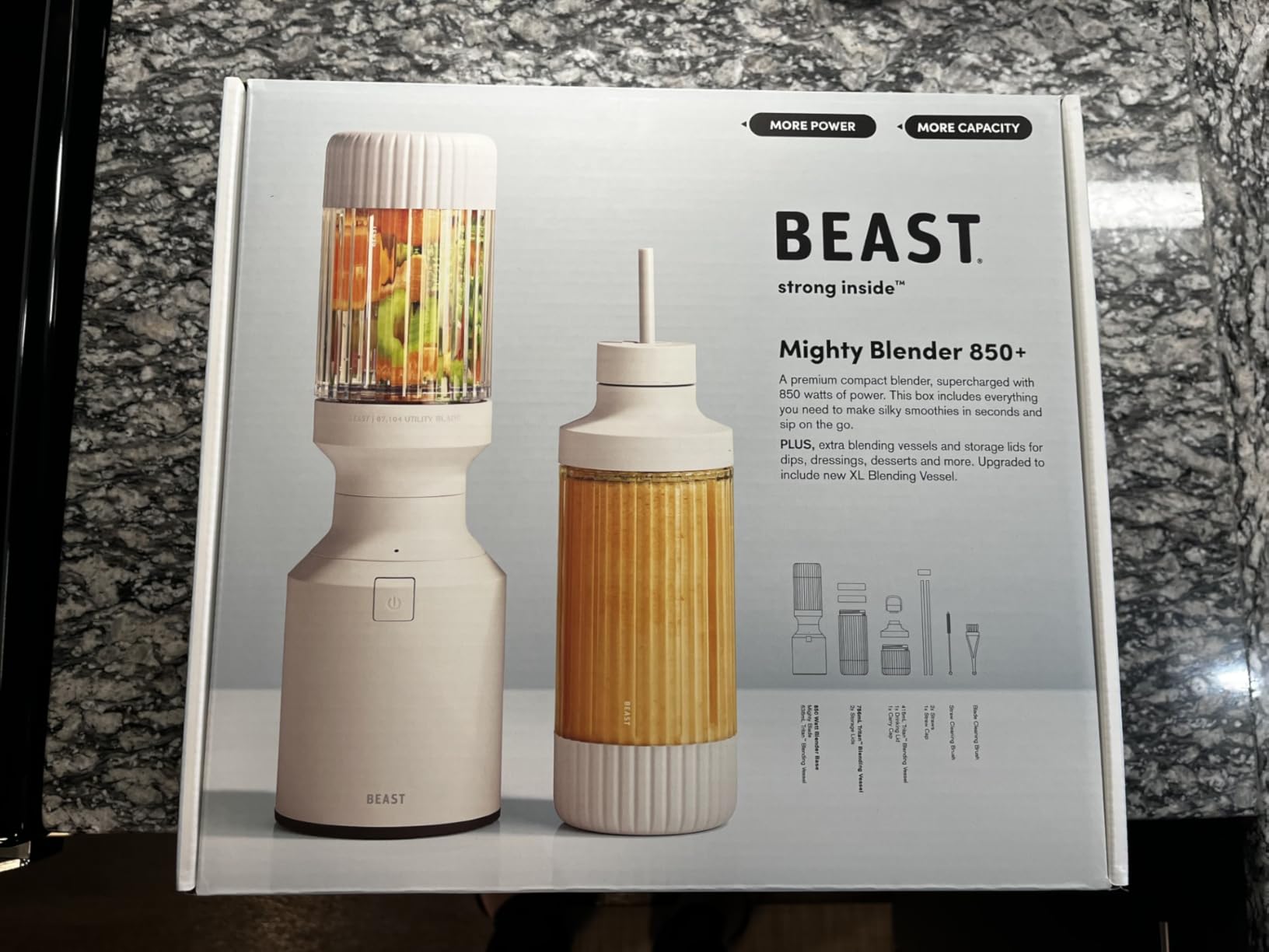 Beast Health Mighty 850 Plus Personal Blender, XL Vessel, Mist, 850W customer photo 2