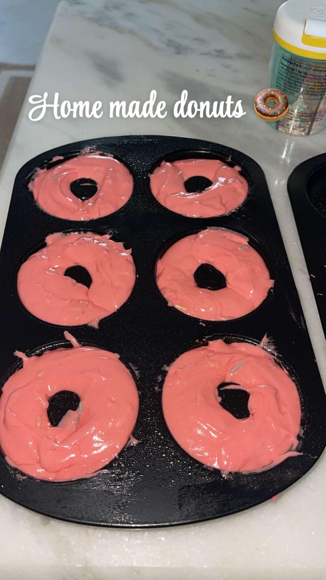 NutriChef Nonstick Donut Pans for Baking | 6 Durable & Easy to Clean Doughnut Molds | Fits Full-Sized Doughnuts | Oven Safe Up To 450F | 12.5 x 8.5 Donut Trays | 2 Pack customer photo 2